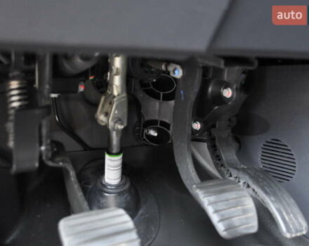 Белый Рено Трафик, объемом двигателя 2 л и пробегом 160 тыс. км за 32500 $, фото 80 на Automoto.ua