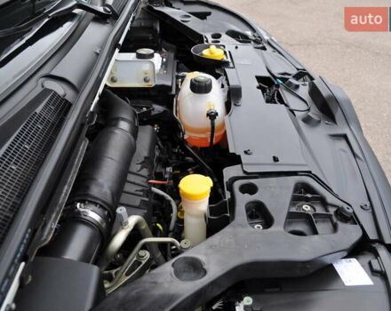 Белый Рено Трафик, объемом двигателя 2 л и пробегом 160 тыс. км за 32500 $, фото 120 на Automoto.ua