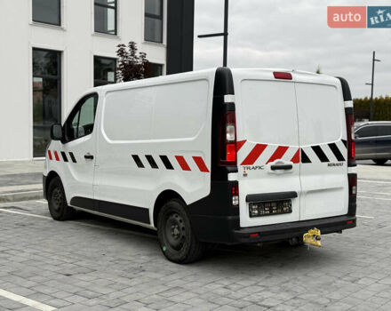 Білий Рено Трафік, об'ємом двигуна 2 л та пробігом 178 тис. км за 16700 $, фото 5 на Automoto.ua