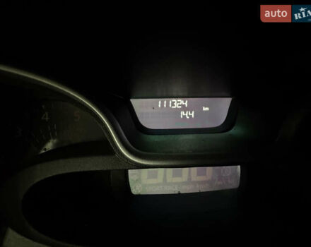 Білий Рено Трафік, об'ємом двигуна 2 л та пробігом 111 тис. км за 20500 $, фото 4 на Automoto.ua