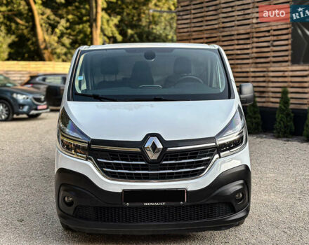 Белый Рено Трафик, объемом двигателя 2 л и пробегом 186 тыс. км за 16900 $, фото 10 на Automoto.ua