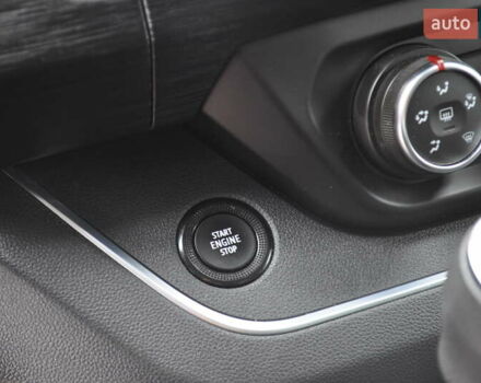 Белый Рено Трафик, объемом двигателя 2 л и пробегом 160 тыс. км за 32500 $, фото 67 на Automoto.ua