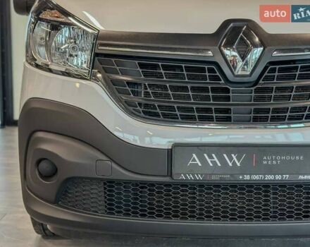 Белый Рено Трафик, объемом двигателя 1.99 л и пробегом 109 тыс. км за 28990 $, фото 2 на Automoto.ua