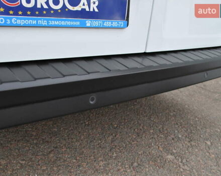 Белый Рено Трафик, объемом двигателя 2 л и пробегом 160 тыс. км за 32500 $, фото 34 на Automoto.ua