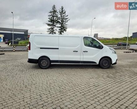 Білий Рено Трафік, об'ємом двигуна 2 л та пробігом 170 тис. км за 14300 $, фото 4 на Automoto.ua