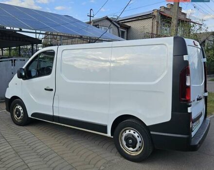 Белый Рено Трафик, объемом двигателя 2 л и пробегом 260 тыс. км за 16700 $, фото 2 на Automoto.ua