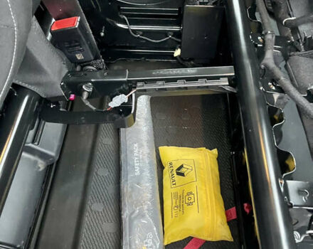 Білий Рено Трафік, об'ємом двигуна 2 л та пробігом 198 тис. км за 16600 $, фото 57 на Automoto.ua