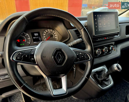 Белый Рено Трафик, объемом двигателя 2 л и пробегом 79 тыс. км за 27999 $, фото 6 на Automoto.ua