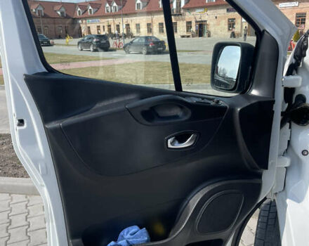 Белый Рено Трафик, объемом двигателя 2 л и пробегом 219 тыс. км за 20500 $, фото 32 на Automoto.ua