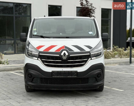 Білий Рено Трафік, об'ємом двигуна 2 л та пробігом 178 тис. км за 16700 $, фото 1 на Automoto.ua