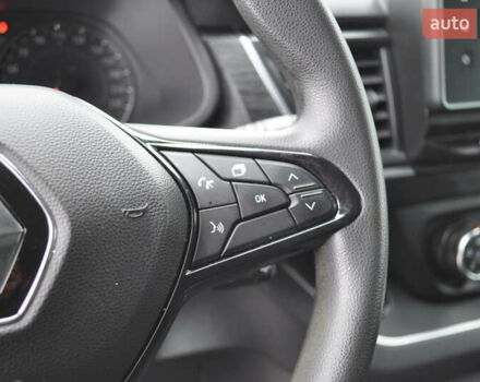 Белый Рено Трафик, объемом двигателя 2 л и пробегом 160 тыс. км за 32500 $, фото 72 на Automoto.ua