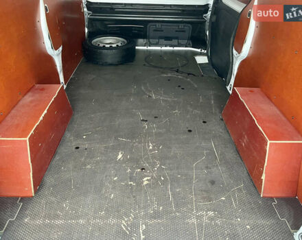 Білий Рено Трафік, об'ємом двигуна 2 л та пробігом 198 тис. км за 16600 $, фото 43 на Automoto.ua