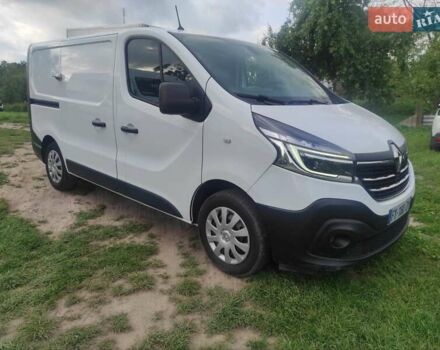 Белый Рено Трафик, объемом двигателя 2 л и пробегом 192 тыс. км за 16999 $, фото 3 на Automoto.ua