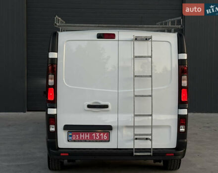 Белый Рено Трафик, объемом двигателя 2 л и пробегом 179 тыс. км за 15900 $, фото 31 на Automoto.ua