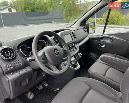 Белый Рено Трафик, объемом двигателя 2 л и пробегом 182 тыс. км за 17600 $, фото 32 на Automoto.ua