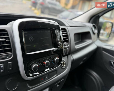 Рено Трафік 2021 у Хмельницькому на Automoto.ua Білий Рено Трафік, об'ємом двигуна 2 л та пробігом 126 тис. км за 25700 $, фото 17 на Automoto.ua