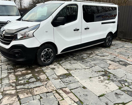 Білий Рено Трафік, об'ємом двигуна 2 л та пробігом 130 тис. км за 23999 $, фото 1 на Automoto.ua