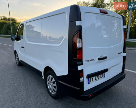 Белый Рено Трафик, объемом двигателя 2 л и пробегом 196 тыс. км за 17200 $, фото 11 на Automoto.ua