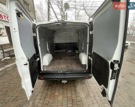 Білий Рено Трафік, об'ємом двигуна 2 л та пробігом 154 тис. км за 16999 $, фото 70 на Automoto.ua