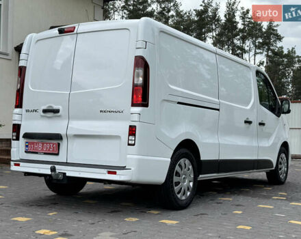 Белый Рено Трафик, объемом двигателя 2 л и пробегом 127 тыс. км за 20900 $, фото 11 на Automoto.ua