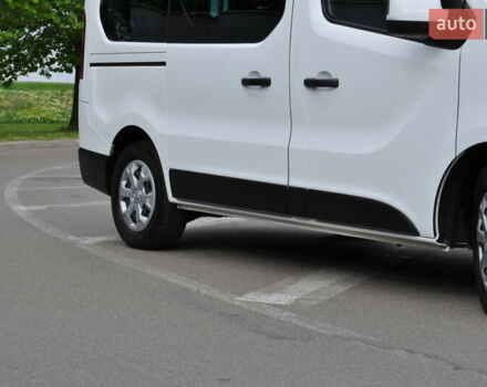 Белый Рено Трафик, объемом двигателя 2 л и пробегом 160 тыс. км за 32500 $, фото 5 на Automoto.ua