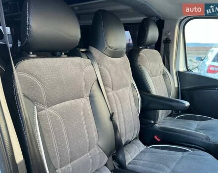 Белый Рено Трафик, объемом двигателя 2 л и пробегом 188 тыс. км за 22900 $, фото 26 на Automoto.ua