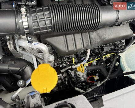 Рено Трафік 2022 у Дубно на Automoto.ua Білий Рено Трафік, об'ємом двигуна 2 л та пробігом 115 тис. км за 28999 $, фото 13 на Automoto.ua