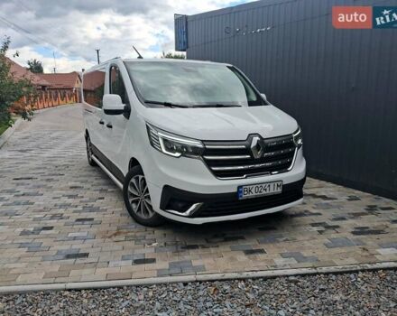Белый Рено Трафик, объемом двигателя 2 л и пробегом 10 тыс. км за 31700 $, фото 9 на Automoto.ua