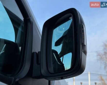 Білий Рено Трафік, об'ємом двигуна 2 л та пробігом 28 тис. км за 29399 $, фото 66 на Automoto.ua