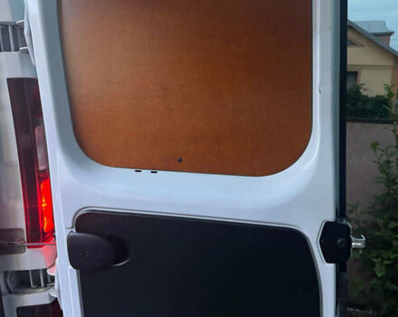 Белый Рено Трафик, объемом двигателя 2 л и пробегом 44 тыс. км за 30750 $, фото 11 на Automoto.ua