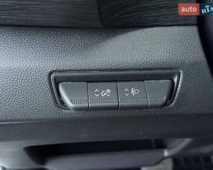 Білий Рено Трафік, об'ємом двигуна 2 л та пробігом 28 тис. км за 29399 $, фото 38 на Automoto.ua