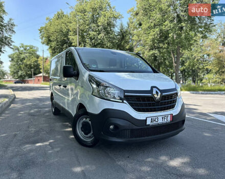 Белый Рено Трафик, объемом двигателя 2 л и пробегом 26 тыс. км за 21699 $, фото 59 на Automoto.ua