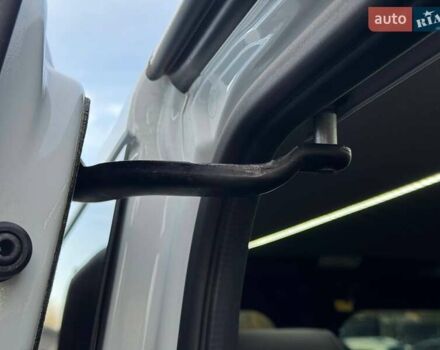 Білий Рено Трафік, об'ємом двигуна 2 л та пробігом 28 тис. км за 29399 $, фото 56 на Automoto.ua