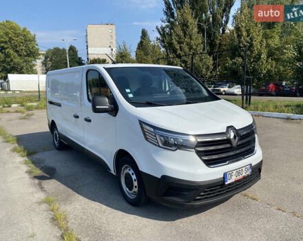 Белый Рено Трафик, объемом двигателя 2 л и пробегом 240 тыс. км за 20500 $, фото 2 на Automoto.ua