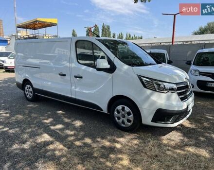 Белый Рено Трафик, объемом двигателя 2 л и пробегом 215 тыс. км за 22600 $, фото 4 на Automoto.ua