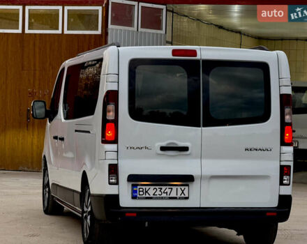 Рено Трафік 2022 у Дубно на Automoto.ua Білий Рено Трафік, об'ємом двигуна 2 л та пробігом 115 тис. км за 28999 $, фото 9 на Automoto.ua