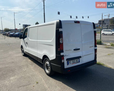 Белый Рено Трафик, объемом двигателя 2 л и пробегом 240 тыс. км за 20500 $, фото 5 на Automoto.ua