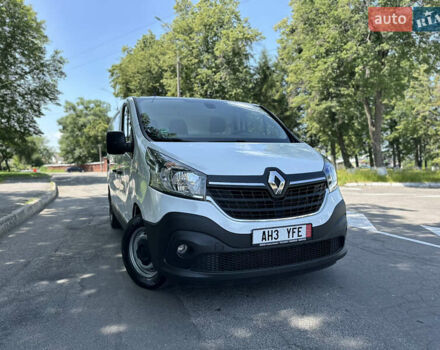 Белый Рено Трафик, объемом двигателя 2 л и пробегом 26 тыс. км за 21699 $, фото 57 на Automoto.ua