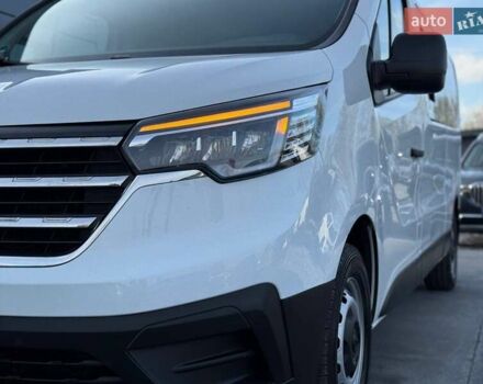 Білий Рено Трафік, об'ємом двигуна 2 л та пробігом 28 тис. км за 29399 $, фото 14 на Automoto.ua