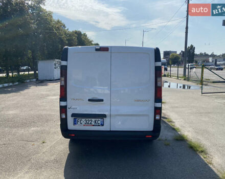 Белый Рено Трафик, объемом двигателя 2 л и пробегом 240 тыс. км за 20500 $, фото 4 на Automoto.ua