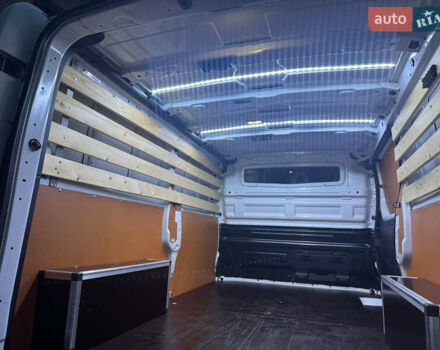 Белый Рено Трафик, объемом двигателя 2 л и пробегом 44 тыс. км за 30750 $, фото 9 на Automoto.ua