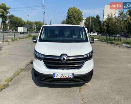 Белый Рено Трафик, объемом двигателя 2 л и пробегом 240 тыс. км за 20500 $, фото 1 на Automoto.ua