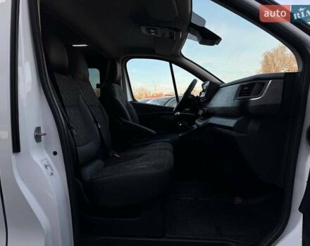 Білий Рено Трафік, об'ємом двигуна 2 л та пробігом 28 тис. км за 29399 $, фото 70 на Automoto.ua