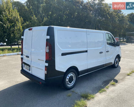 Белый Рено Трафик, объемом двигателя 2 л и пробегом 240 тыс. км за 20500 $, фото 3 на Automoto.ua