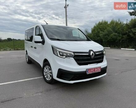 Белый Рено Трафик, объемом двигателя 2 л и пробегом 165 тыс. км за 34600 $, фото 1 на Automoto.ua