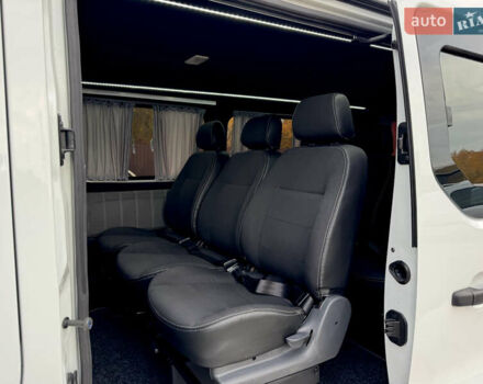 Рено Трафік 2022 у Дубно на Automoto.ua Білий Рено Трафік, об'ємом двигуна 2 л та пробігом 115 тис. км за 28999 $, фото 33 на Automoto.ua