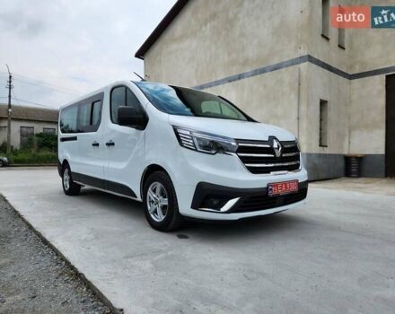 Белый Рено Трафик, объемом двигателя 2 л и пробегом 21 тыс. км за 29900 $, фото 2 на Automoto.ua