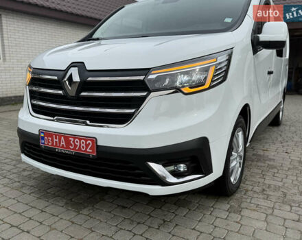 Белый Рено Трафик, объемом двигателя 2 л и пробегом 63 тыс. км за 32650 $, фото 132 на Automoto.ua