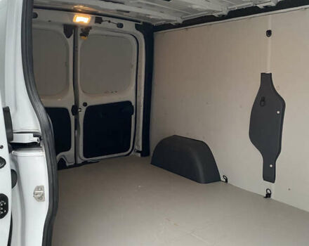 Белый Рено Трафик, объемом двигателя 2 л и пробегом 43 тыс. км за 25400 $, фото 22 на Automoto.ua