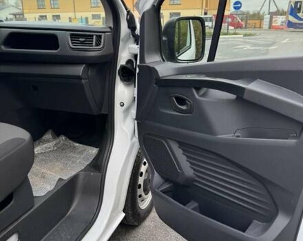 Білий Рено Трафік, об'ємом двигуна 2 л та пробігом 30 тис. км за 24990 $, фото 70 на Automoto.ua